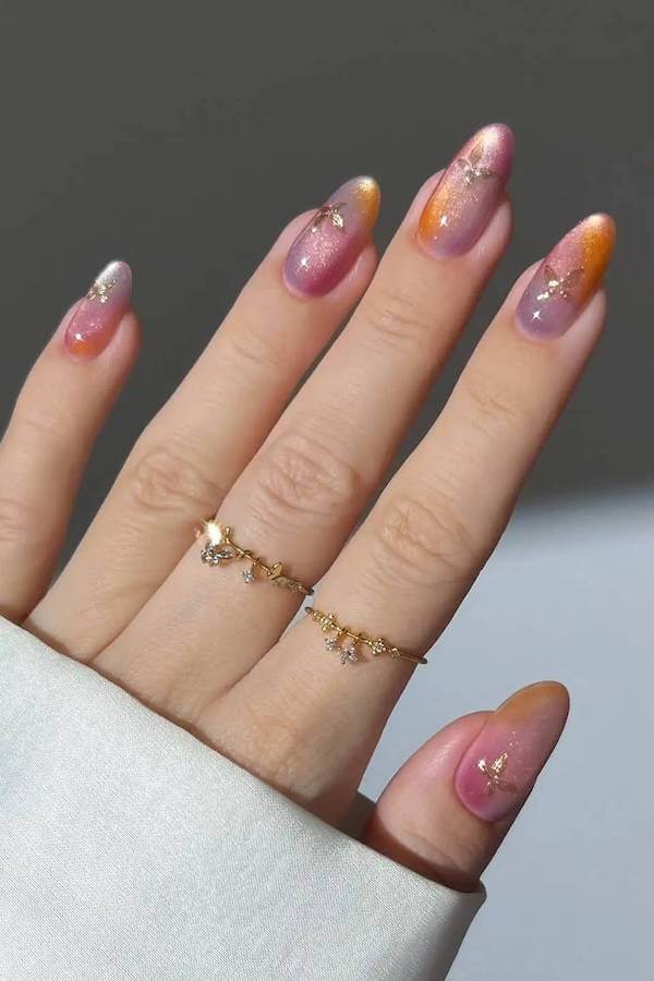 Sunset Ombre Cat Eye Nails in Pink
