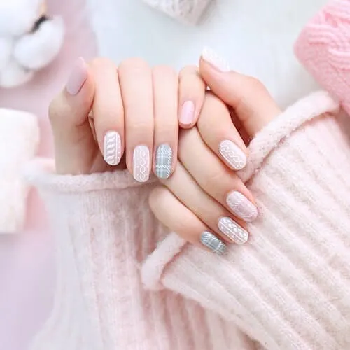 pink christmas nail ideas