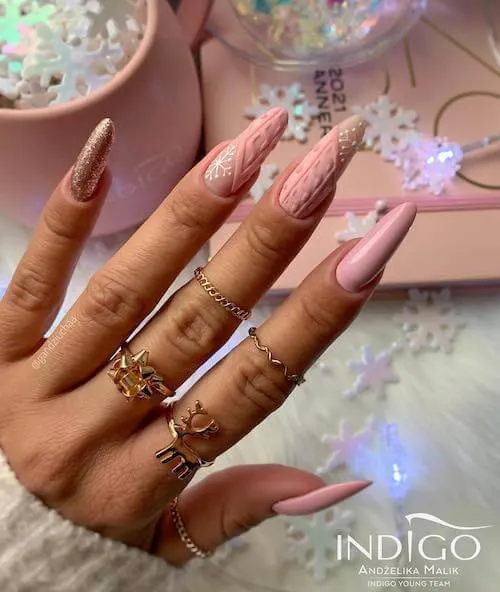 pink christmas nail ideas