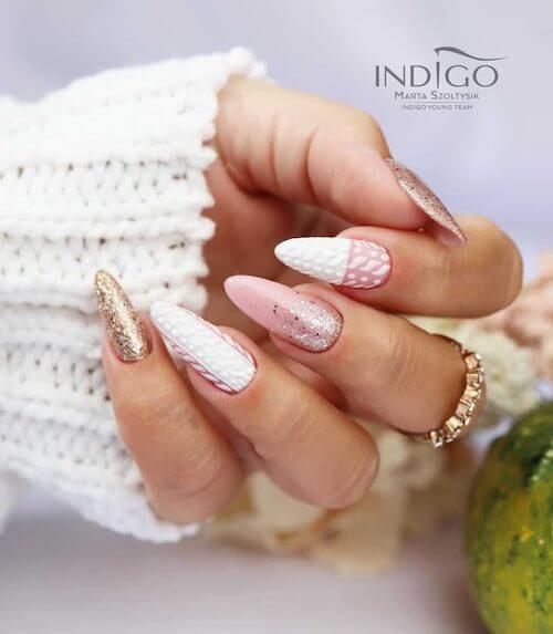 pink christmas nail ideas