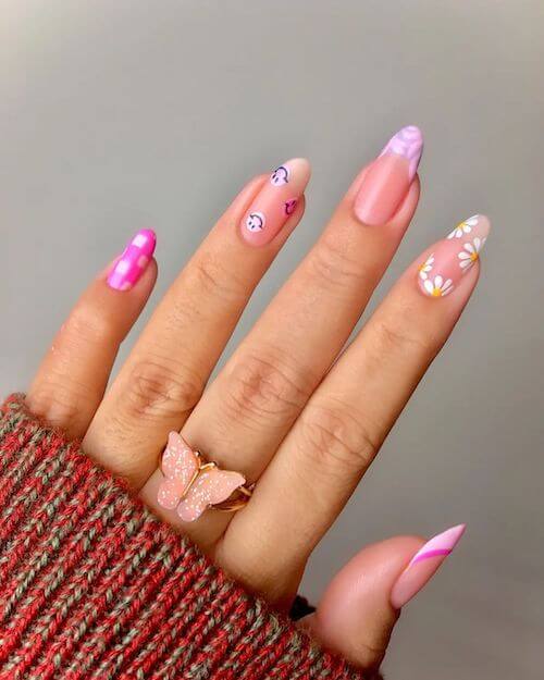 Pretty Pink Floral Spring Nail Ideas