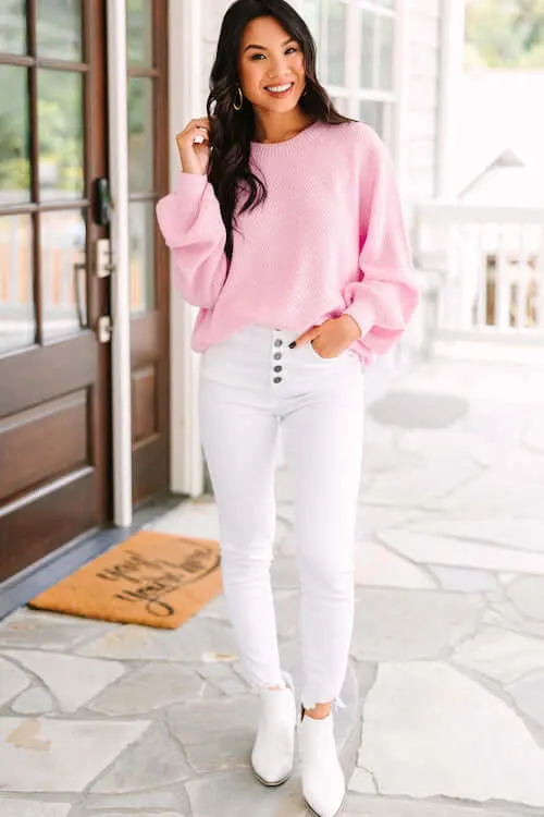 baby pink sweater outfit ideas
