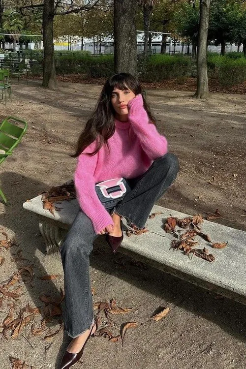 pink sweater outfit ideas