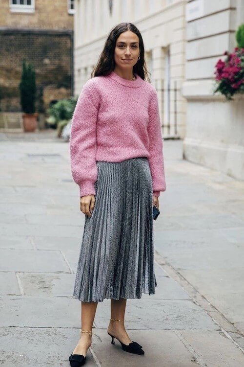 pink sweater outfit ideas