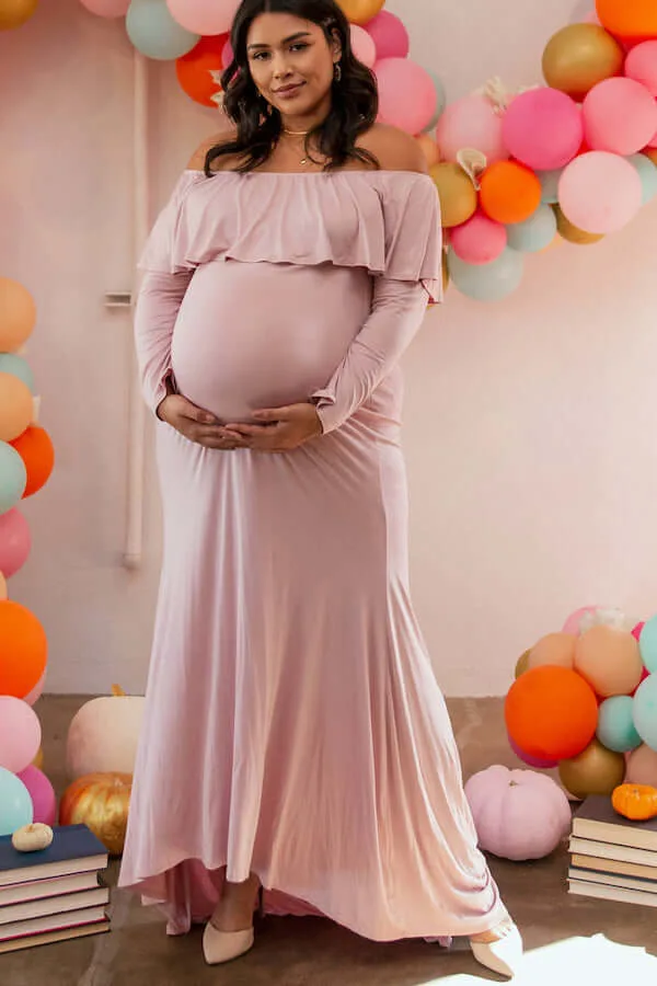 plus size maternity photoshoot outfits