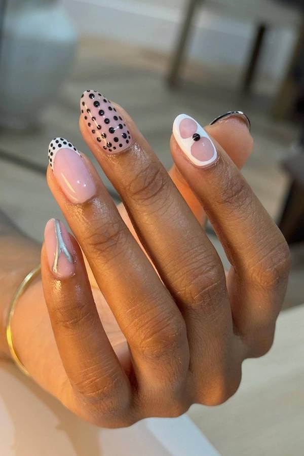 Mixed Black and White Polka Dot Accent Nails
