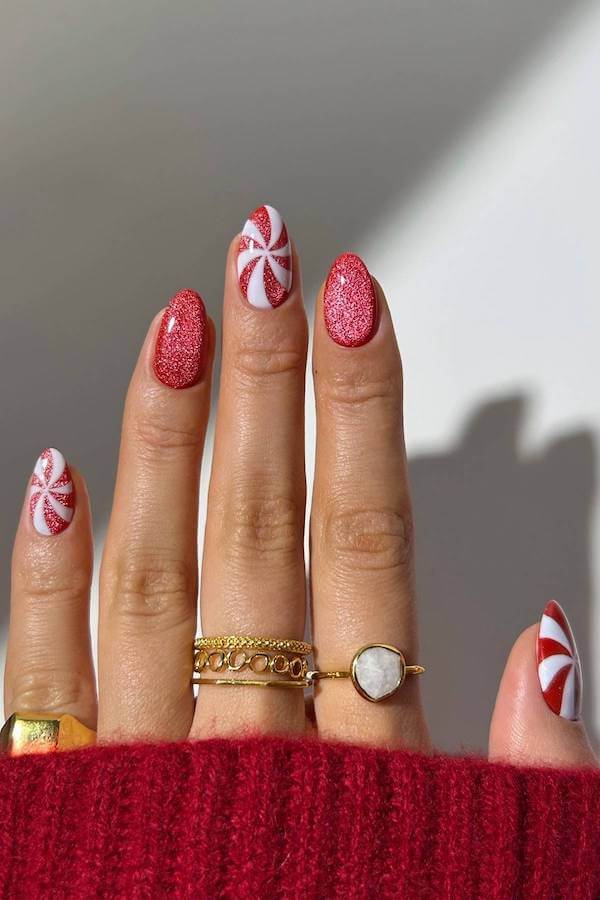 Sparkling Red and Peppermint Swirl Nails