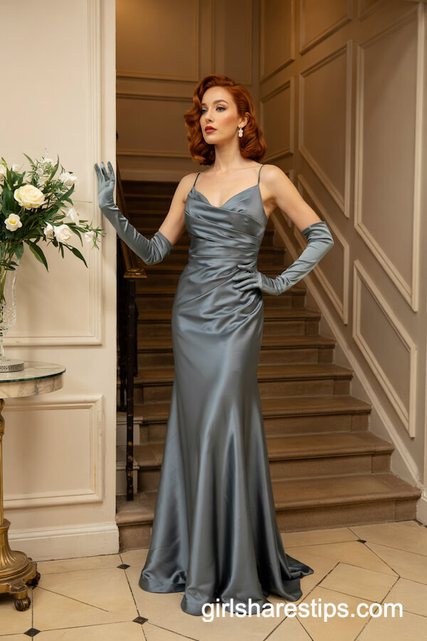 Timeless “Old Hollywood Glamour” Siren