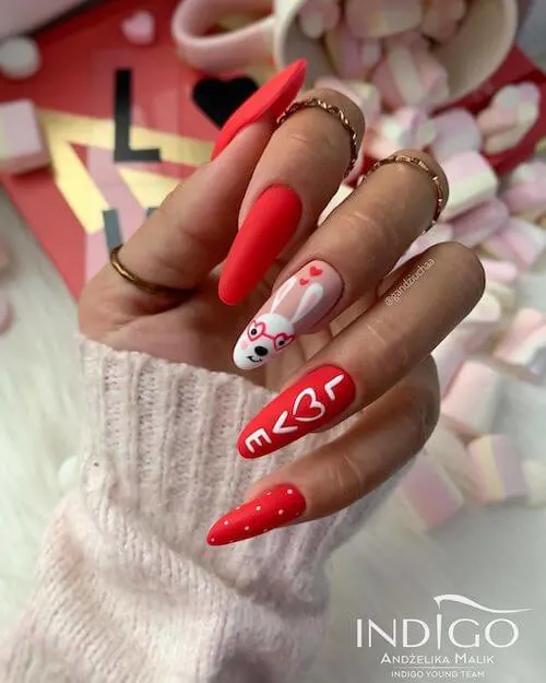 red Valentines Day nails ideas