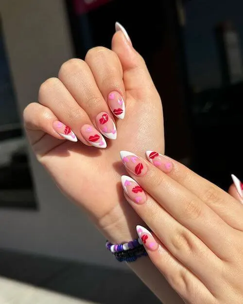 red Valentines Day nails ideas