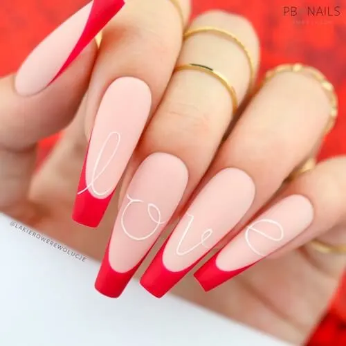 red Valentines Day nails ideas