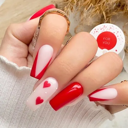 red Valentines Day nails ideas