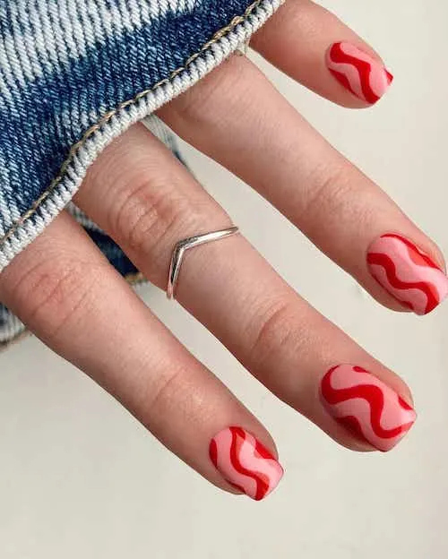 red Valentines Day nails ideas