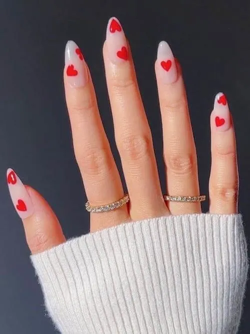 red Valentines Day nails ideas