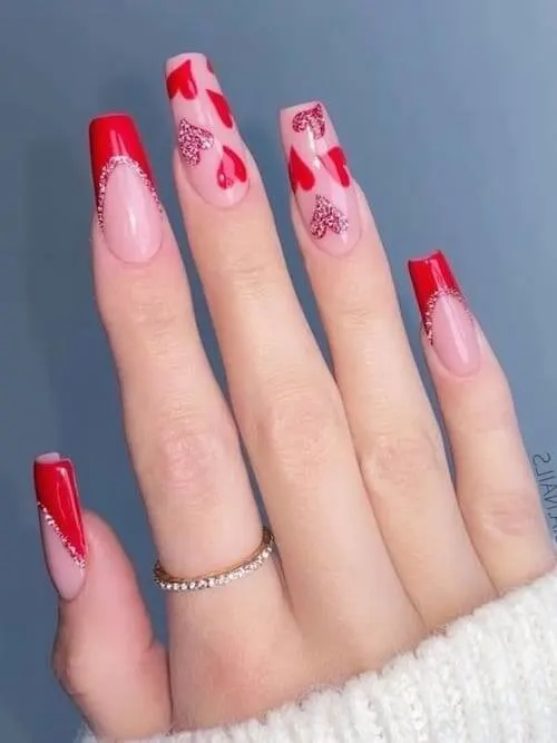 red Valentines Day nails ideas