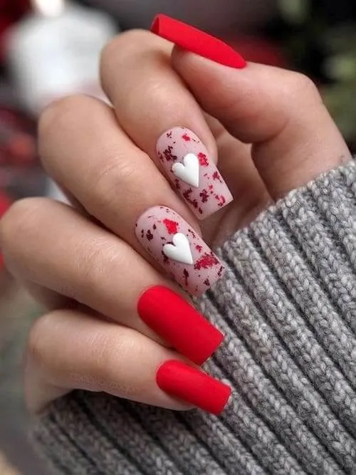 red Valentines Day nails ideas