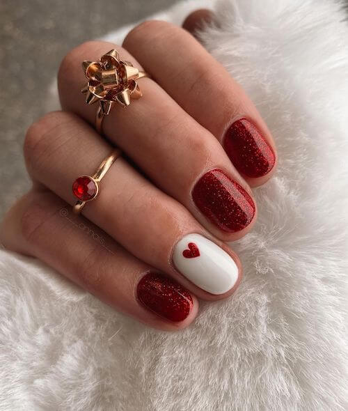 red Valentines Day nails ideas