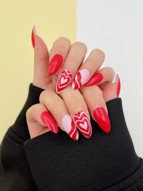 red Valentines Day nails ideas