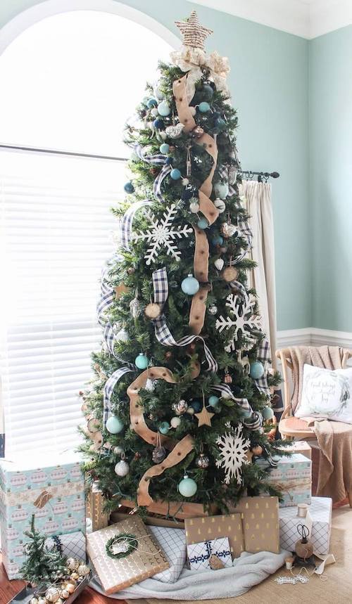 rustic Christmas tree decorating ideas