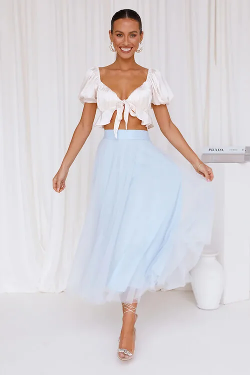 shirts to wear with tulle skirt