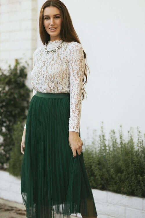 shirts to wear with tulle skirt