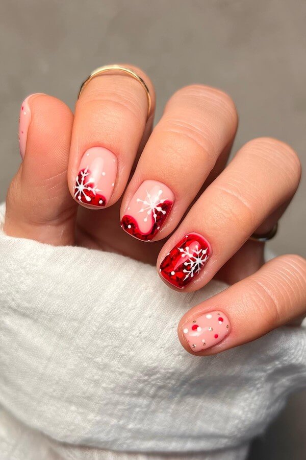 short Christmas nails