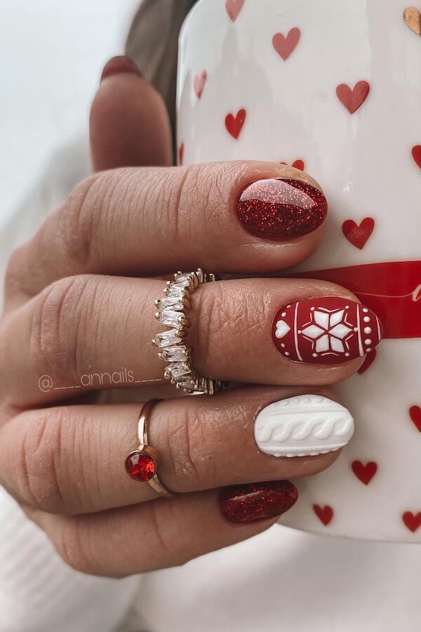 short Christmas nails