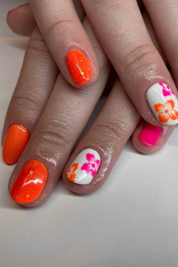 Vibrant Hibiscus Flower Nails