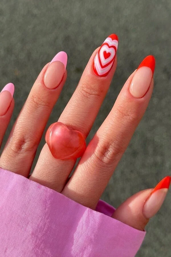 short Valentines Day nails