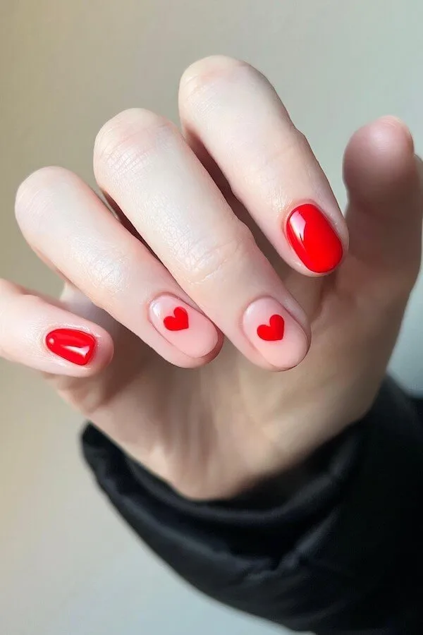 short Valentines Day nails