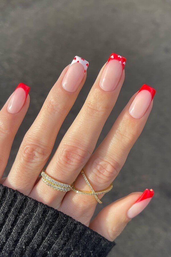 short Valentines Day nails