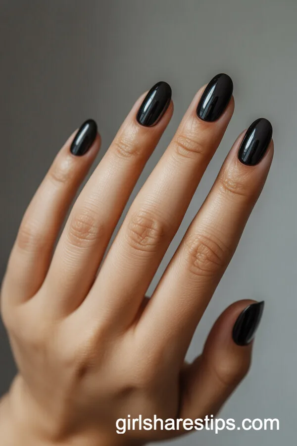 Elegant Jet Black Short Nails