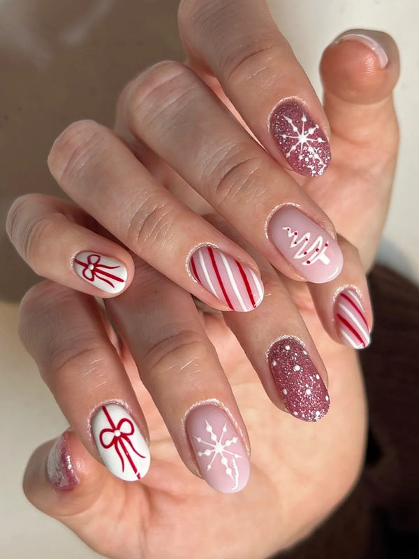 Candy Cane and Bow Short Nail Art