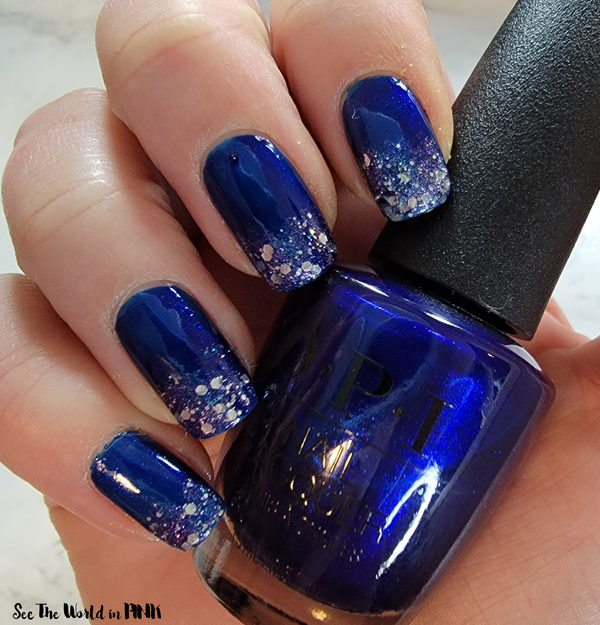 Blue Glitter Ombre Short Nails for Frosty Vibes