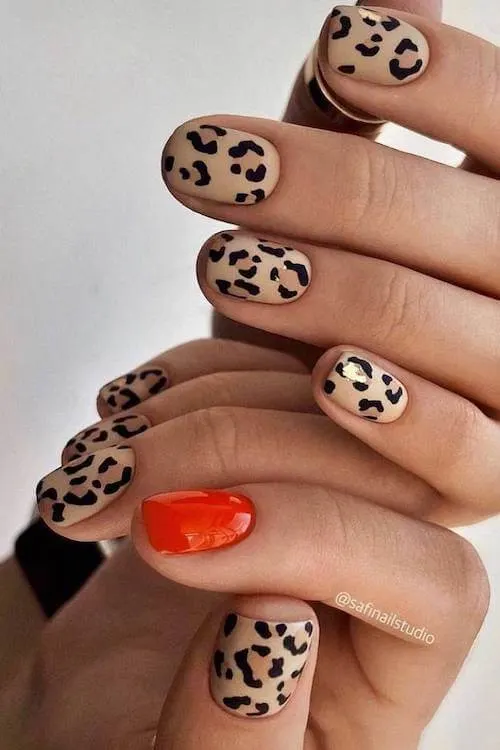 short graduation nail designs