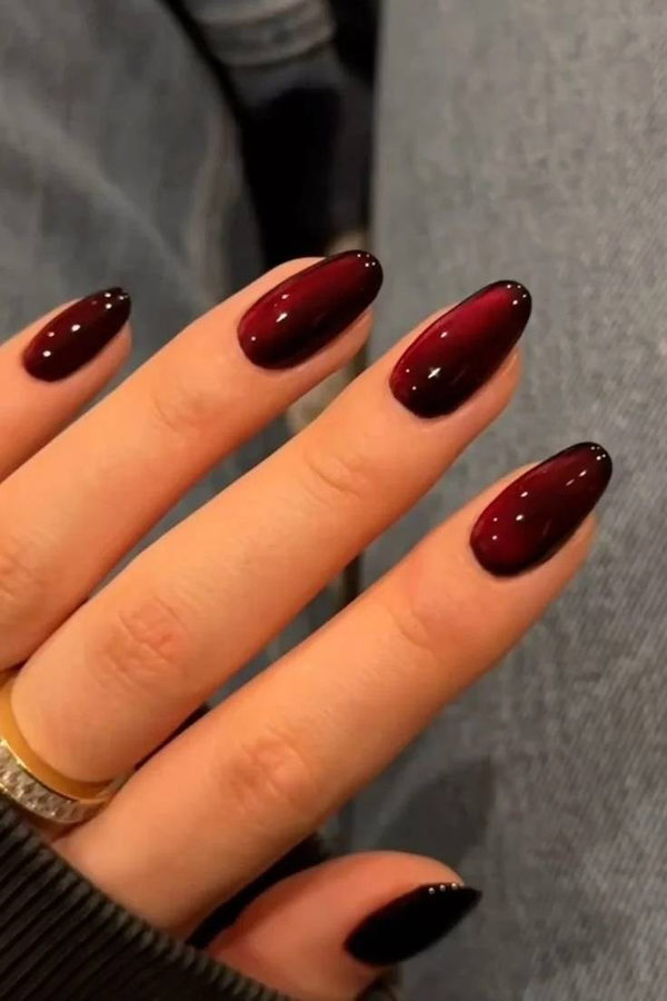 Dark Red Velvet Short Nails