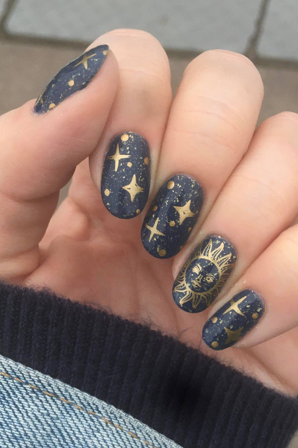 Midnight Starry Sky Short Nails
