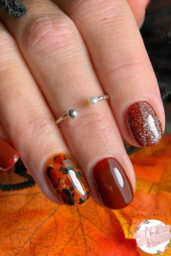 Tortoiseshell and Rust Short Fall Nails