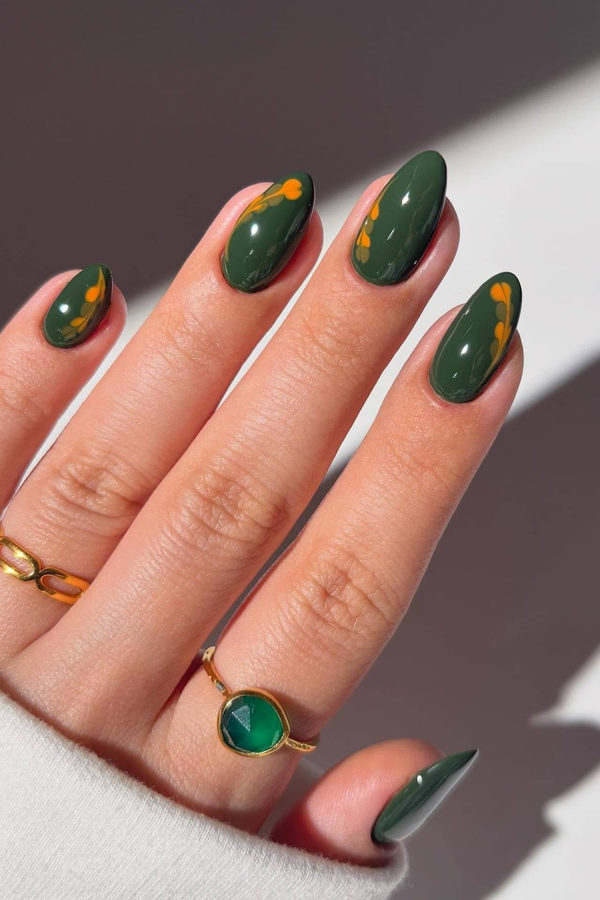 Green Cat Eye Chrome Short October Nails