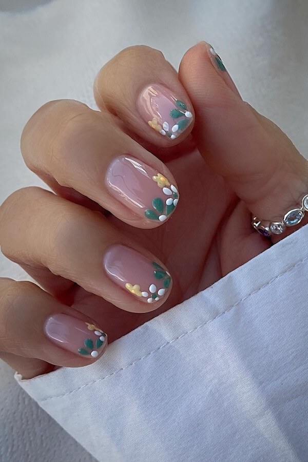 short spring nails