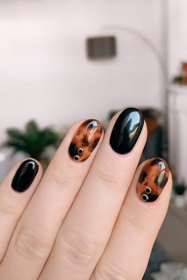 Black and Tortoise Shell Mix Nails