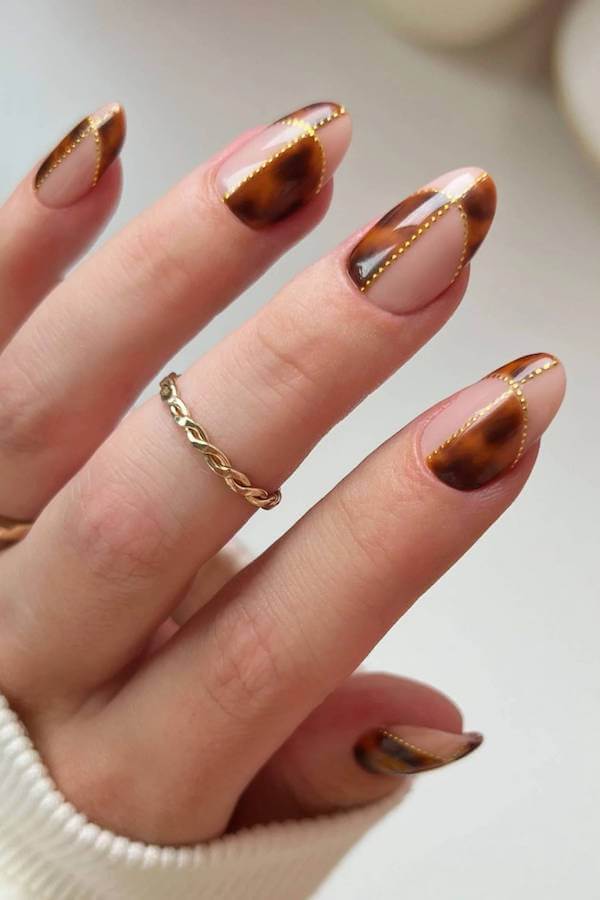 Tortoise Shell Nails with Gold Accents