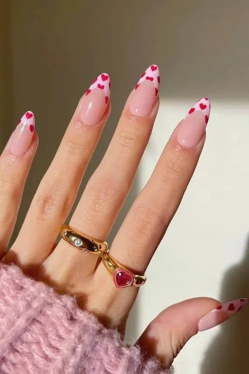 short Valentines Day nails designs