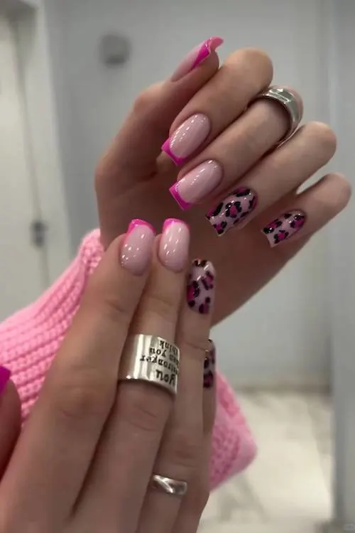 short Valentines Day nails designs