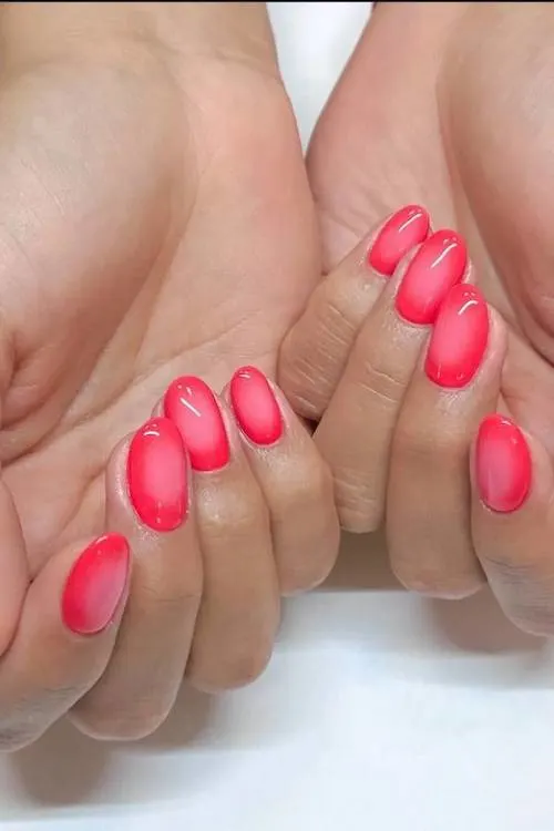 short Valentines Day nails designs