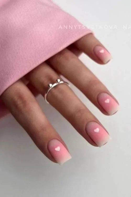 short Valentines Day nails designs