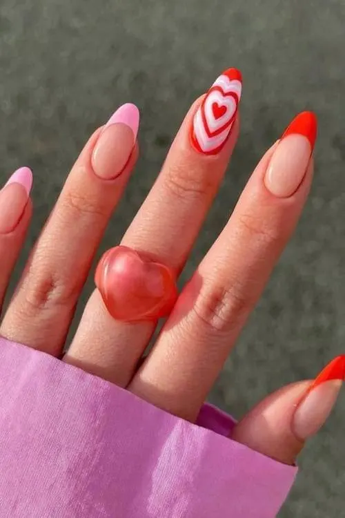 short Valentines Day nails designs