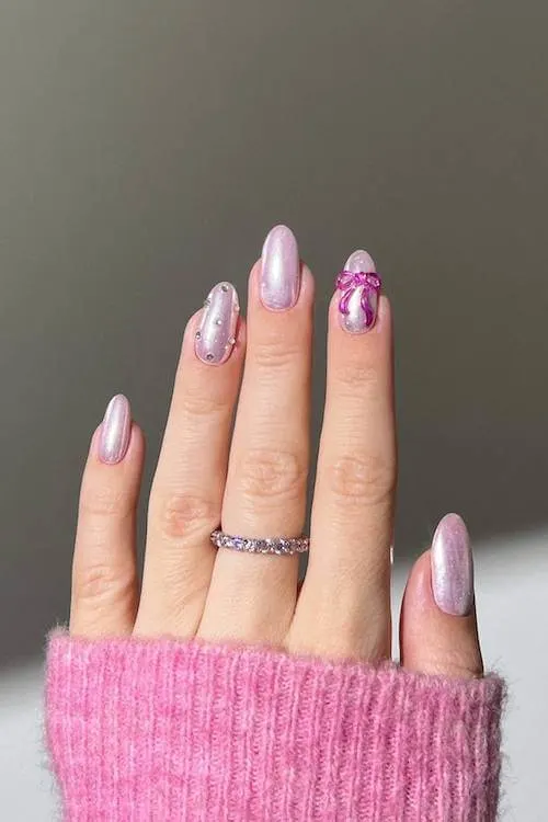 short Valentines Day nails designs