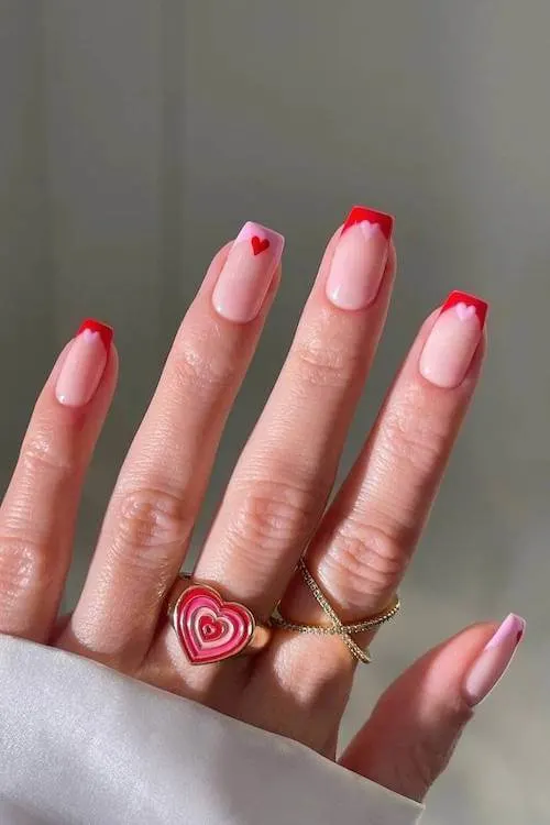 short Valentines Day nails designs