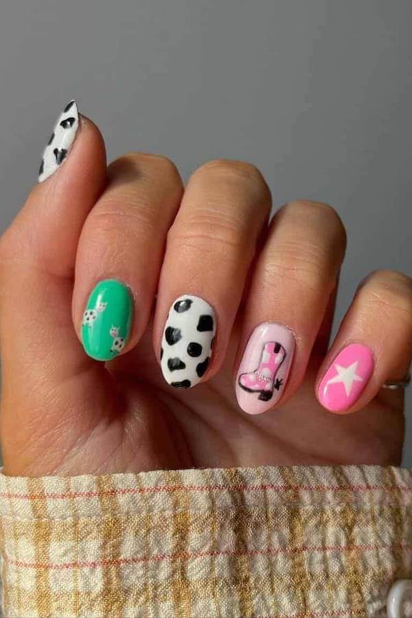 Pink Star and Pink Boots Short Western Nails